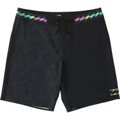Billabong Riot Pro Performance 19" Boardshorts